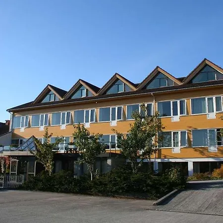 Alver Hotel *